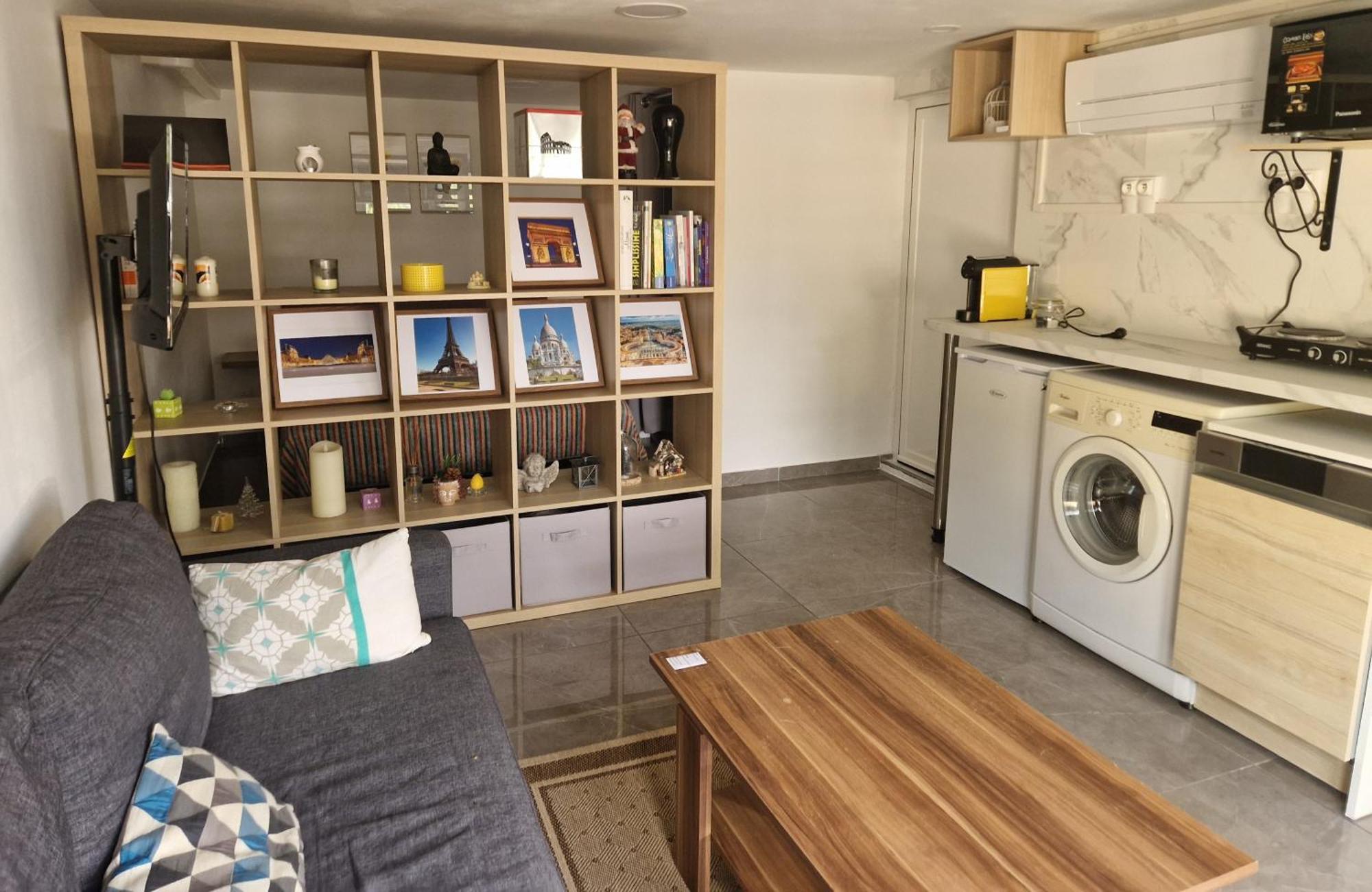 L'Auberge De Sucy - Studio Climatise Kültér fotó